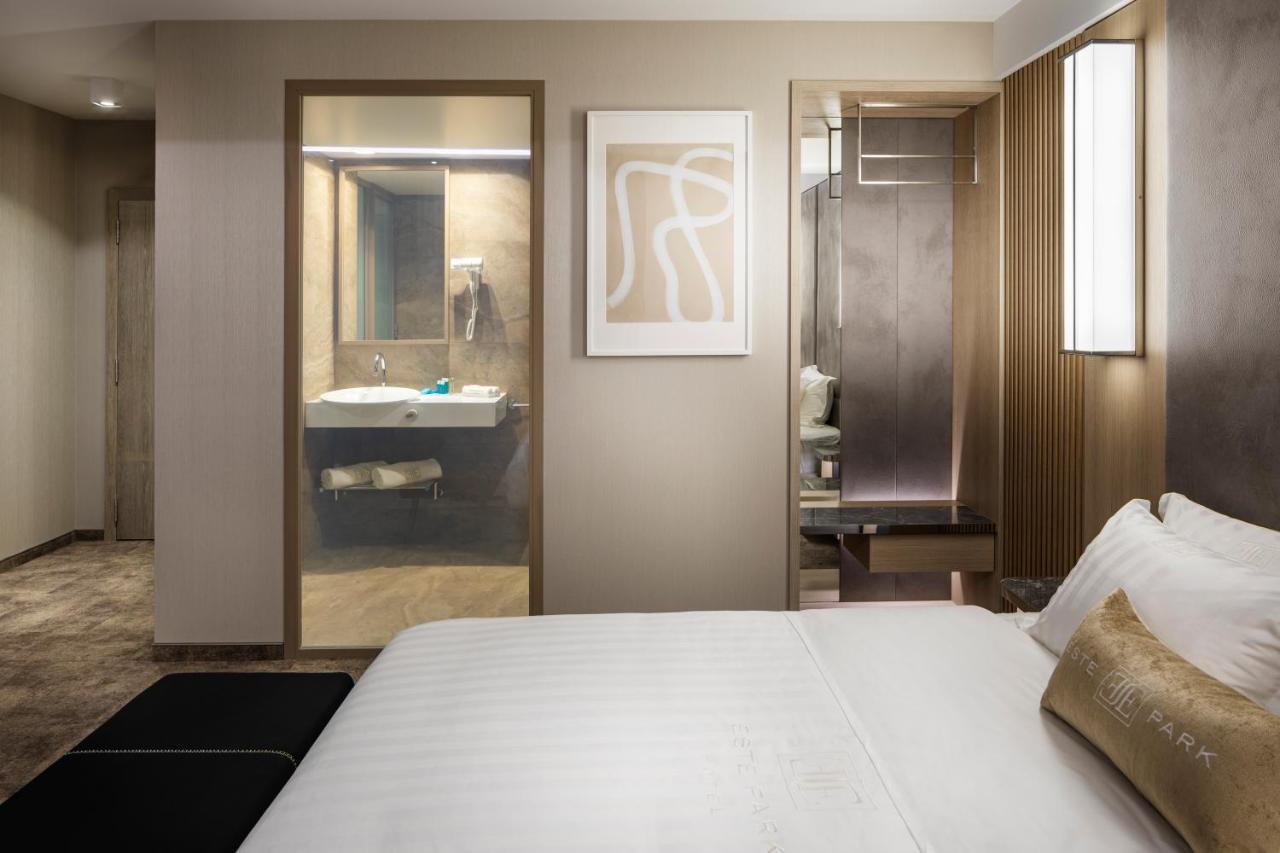 -- Este Park Hotel -- Part Of Urban Chic Luxury Design Hotels - Parking & Compliments - Next To Shopping & Dining Mall Plovdiv Exterior foto